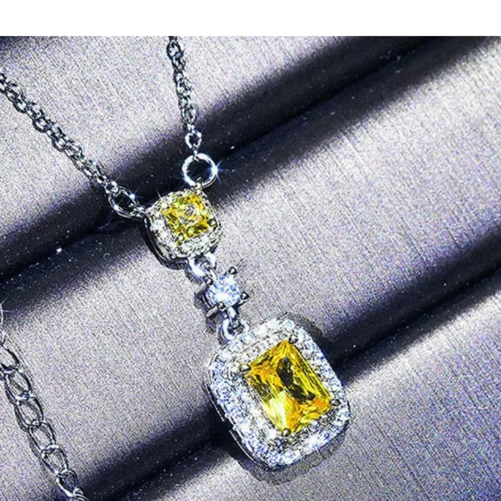 Gorgeous Citrine Silver Pendant Necklace